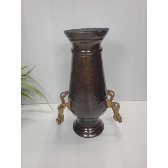 Vintage Hammered Brass Vase, Double Wooden Handled - Picture 4 of 4